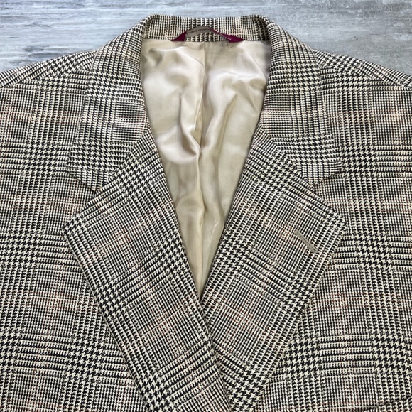 Samuelsohn Tan, Black & Gold Plaid Sport Coat 48L - Picture 2 of 5